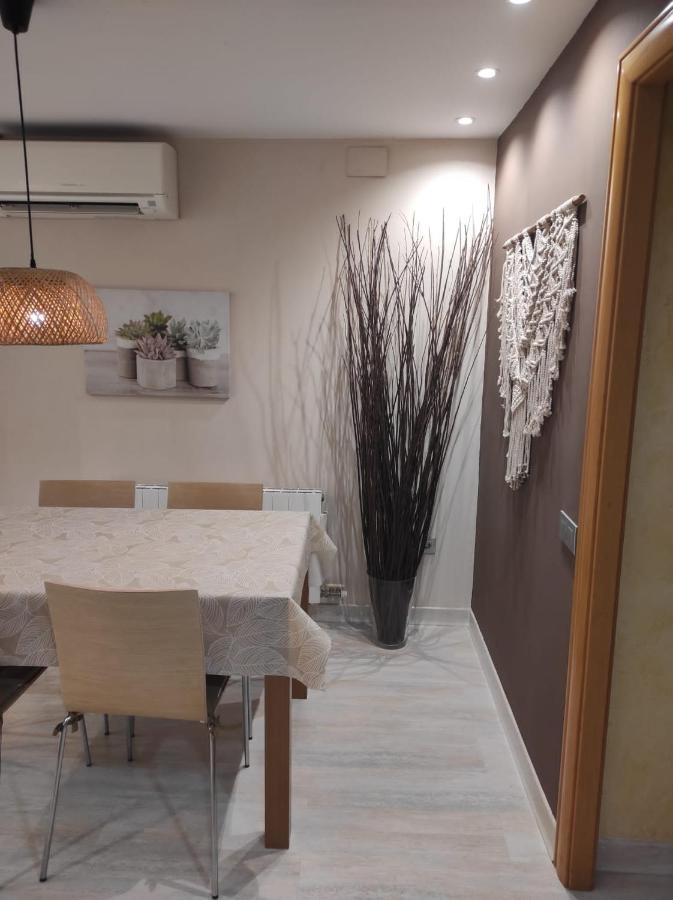 Apartamento En Viladecans Cerca Del Aeropuerto Bagian luar foto
