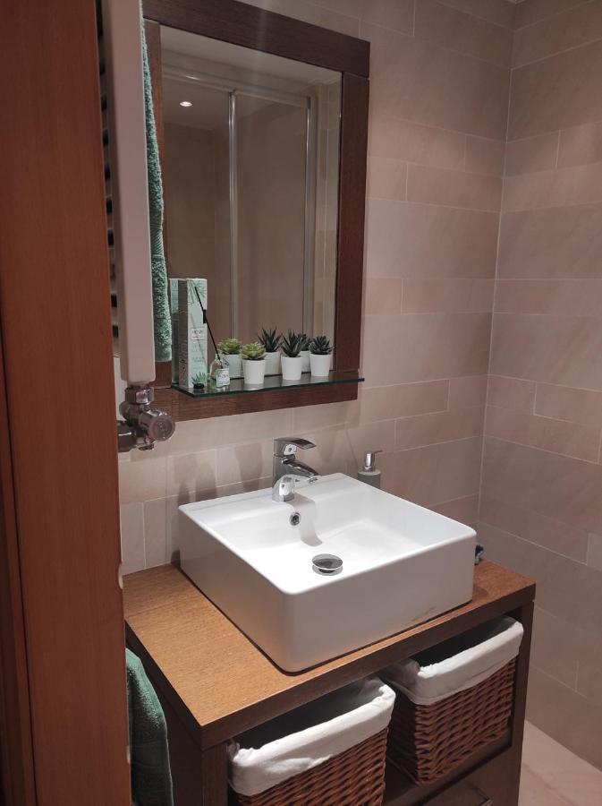 Apartamento En Viladecans Cerca Del Aeropuerto Bagian luar foto