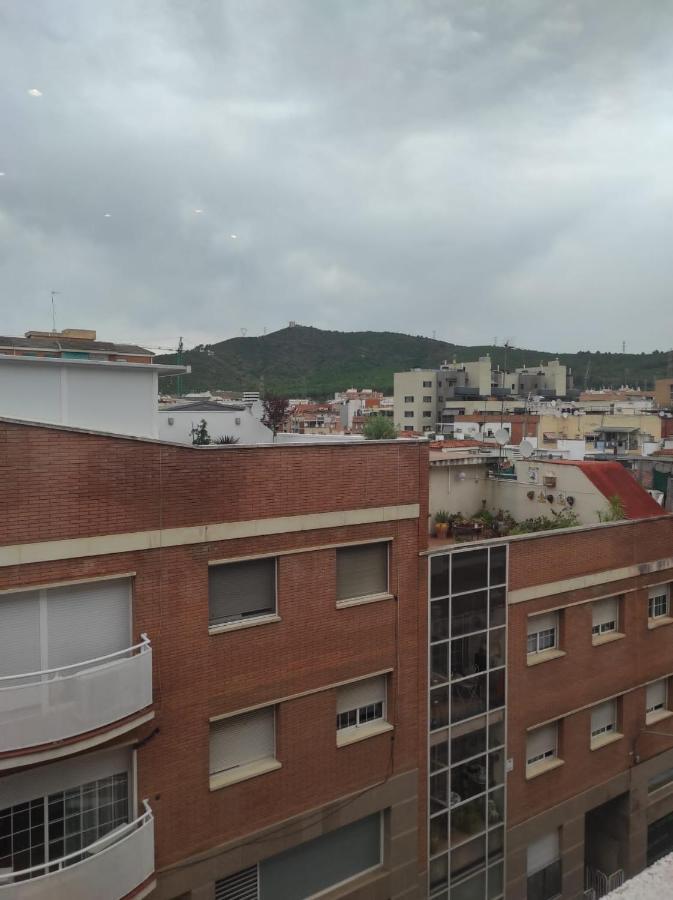 Apartamento En Viladecans Cerca Del Aeropuerto Bagian luar foto