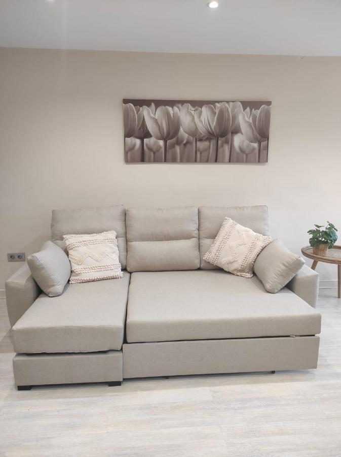 Apartamento En Viladecans Cerca Del Aeropuerto Bagian luar foto